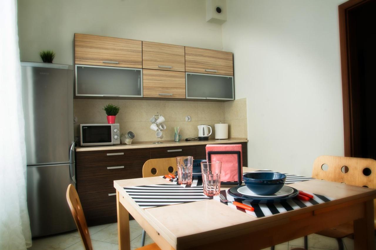 Apartament Pomaranczowy Narutowicza 11 لوبلين المظهر الخارجي الصورة